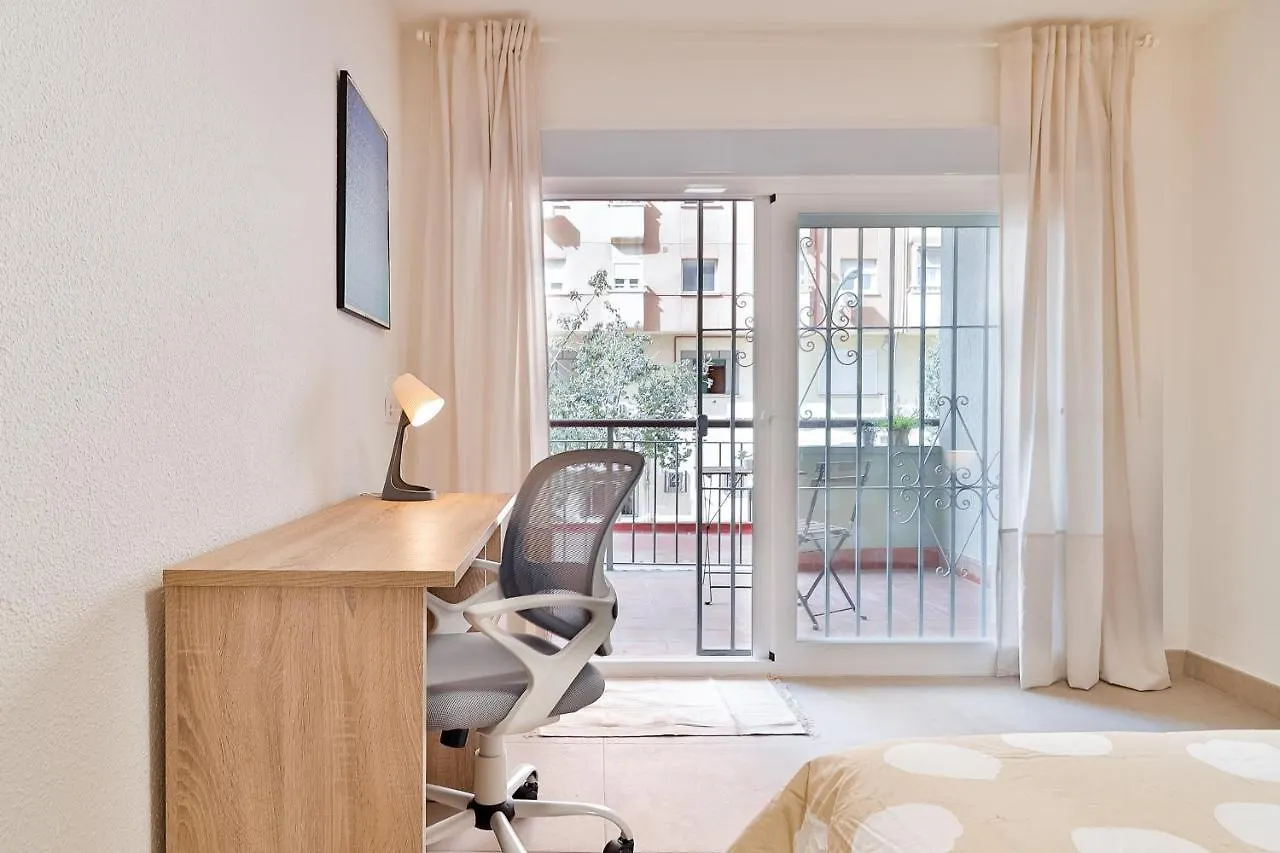 Διαμέρισμα C23 Lovely 4 Bedroom Close To Maria Zambrano Μάλαγα