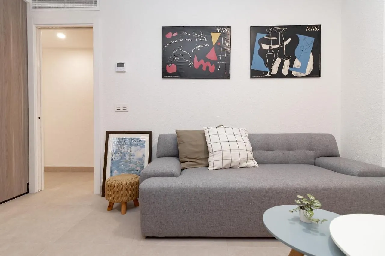 C23 Lovely 4 Bedroom Close To Maria Zambrano Μάλαγα
